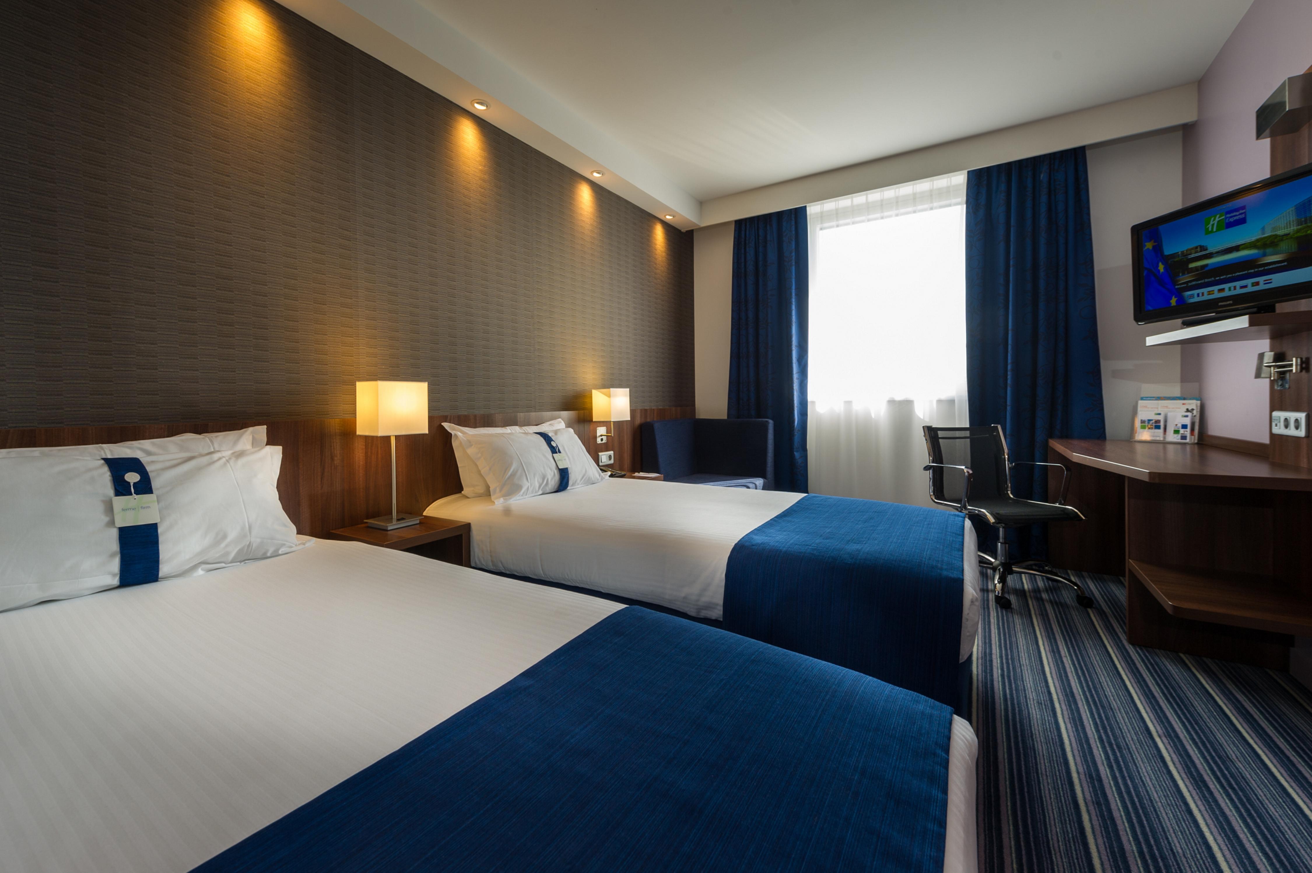 Holiday Inn Express Strasbourg Centre By Ihg Ngoại thất bức ảnh