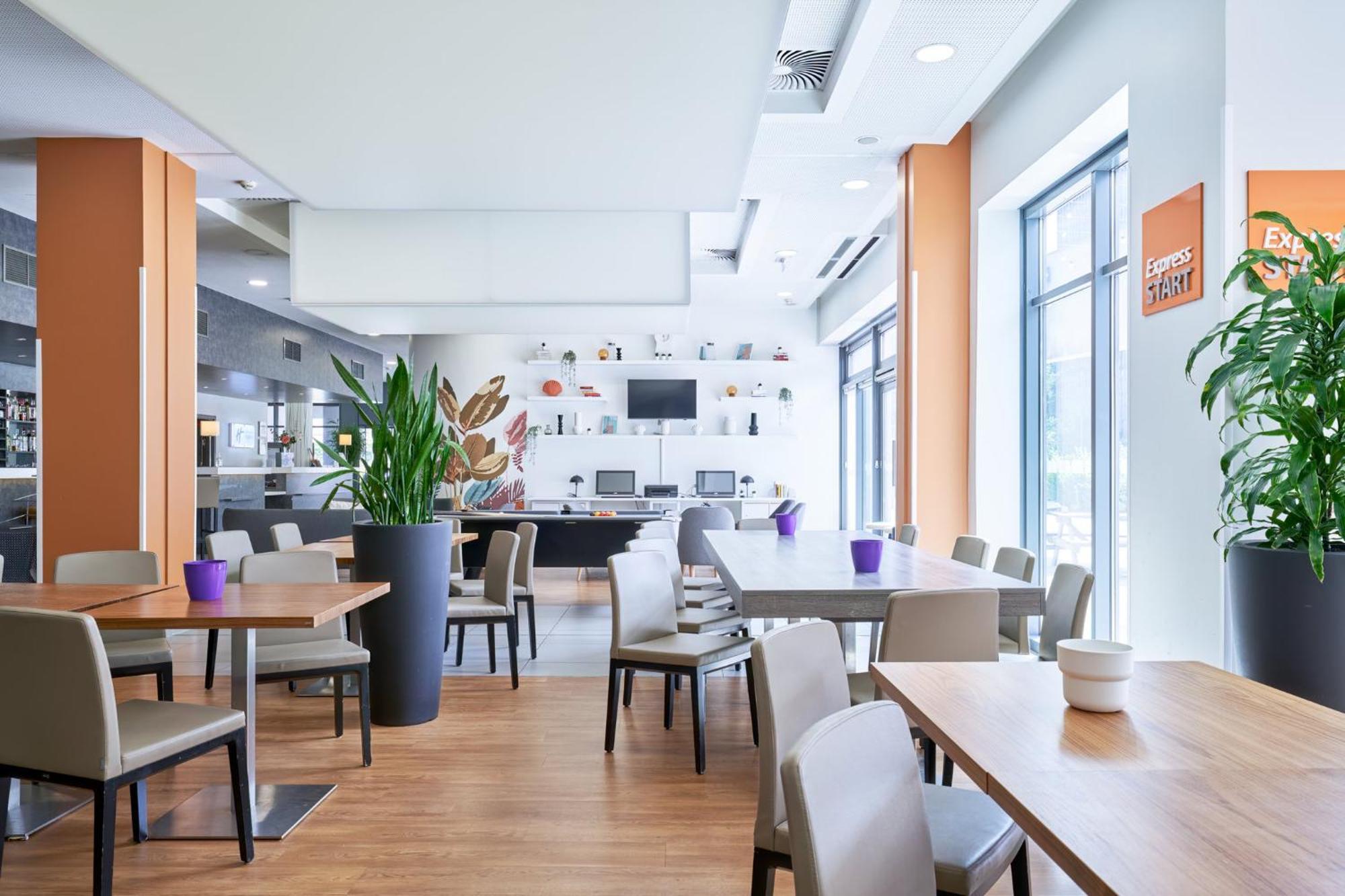 Holiday Inn Express Strasbourg Centre By Ihg Ngoại thất bức ảnh