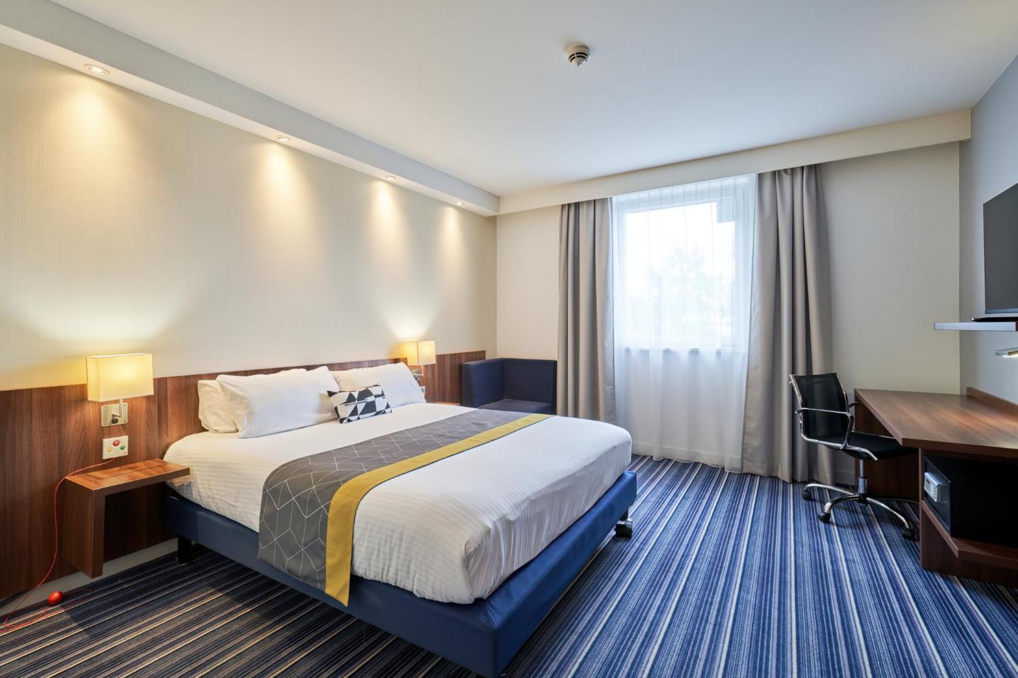 Holiday Inn Express Strasbourg Centre By Ihg Ngoại thất bức ảnh