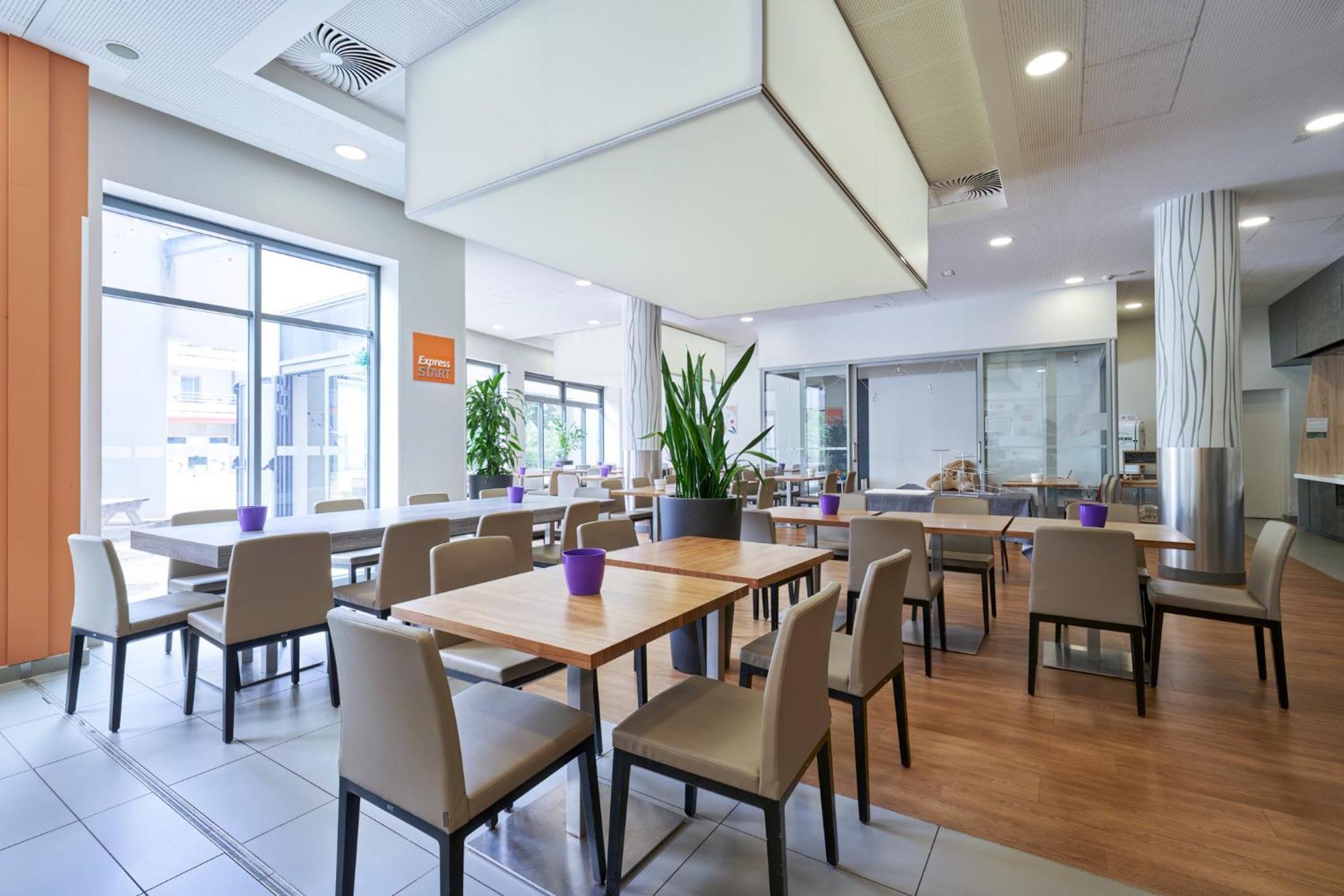 Holiday Inn Express Strasbourg Centre By Ihg Ngoại thất bức ảnh
